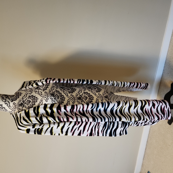 525 zebra print long sweater new with tag - Picture 3 of 5